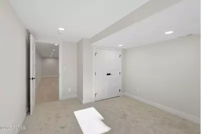 6121 S 520 East, Murray, UT 84107 - Photo 18
