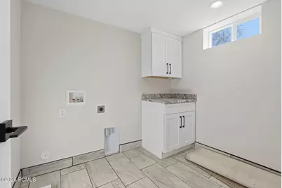 6121 S 520 East, Murray, UT 84107 - Photo 14