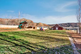 640 N Juniper St, Hildale, UT 84784 - Photo 64