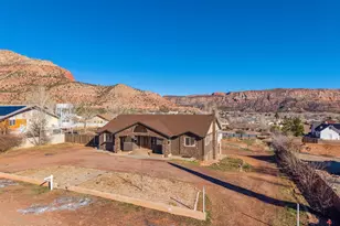 640 N Juniper St, Hildale, UT 84784 - Photo 68