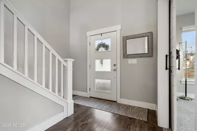 215 E 300, Midway, UT 84049 - Photo 6