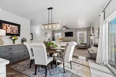 215 E 300, Midway, UT 84049 - Photo 4