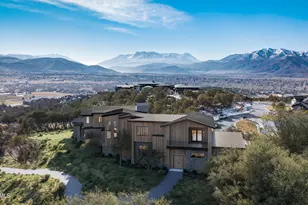 2418 E Red Knob Wy, Heber City, UT 84032 - Photo 2