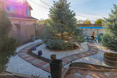 7462 S 2300, Cottonwood Heights, UT 84121 - Photo 42