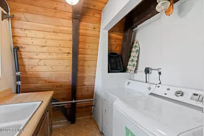 9406 E Deer Creek Drive, Heber City, UT 84032 - Photo 16