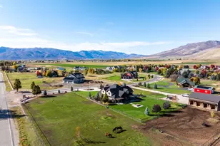 152 N 8750, Huntsville, UT 84317 - Photo 94