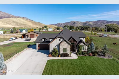 152 N 8750, Huntsville, UT 84317 - Photo 10