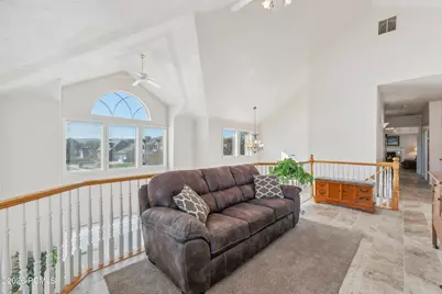 11694 S Stone Crest Circle, Riverton, UT 84065 - Photo 32