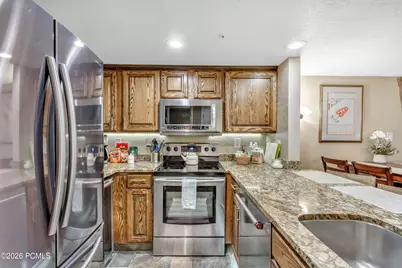 2000 Prospector Avenue #411, Park City, UT 84060 - Photo 4
