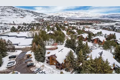 2025 Canyons Resort Drive #Apt B4, Park City, UT 84098 - Photo 16