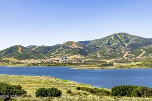 488 E Kayak Dr, Hideout, UT 84036 - Photo 22