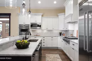 2606 E Red Knob Wy, Heber City, UT 84032 - Photo 8