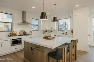 945 S Cloverfield Ct, Heber City, UT 84032 - Photo 2