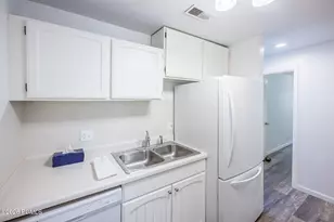 31 M St, Salt Lake City, UT 84103 - Photo 8