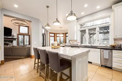 5083 S Clarenden Place, Holladay, UT 84117 - Photo 10