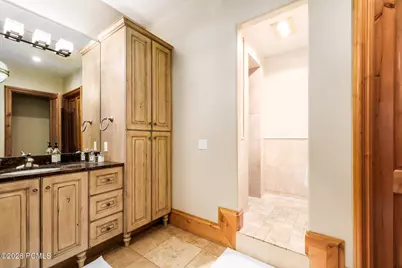 5083 S Clarenden Place, Holladay, UT 84117 - Photo 22