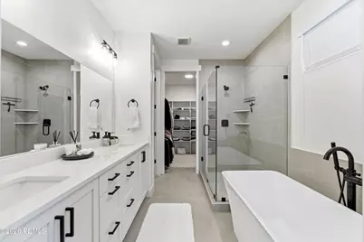 8569 S Round Stone Cove, Sandy, UT 84094 - Photo 14