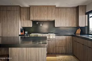 1404 Canterbury Dr, Salt Lake City, UT 84108 - Photo 6