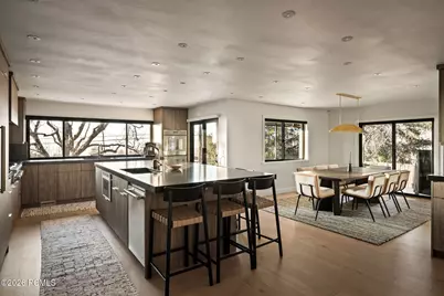 1404 Canterbury Drive, Salt Lake City, UT 84108 - Photo 8