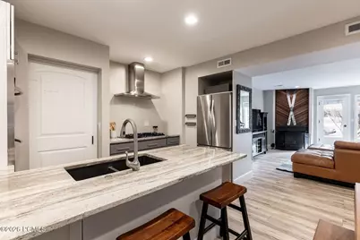 1800 Homestake Road #354l, Park City, UT 84060 - Photo 12