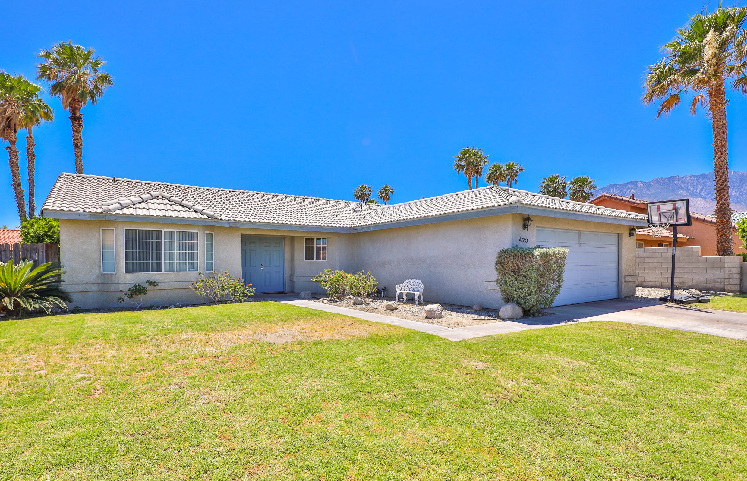 67265 Ontina Rd, Cathedral City, CA 92234-3432
