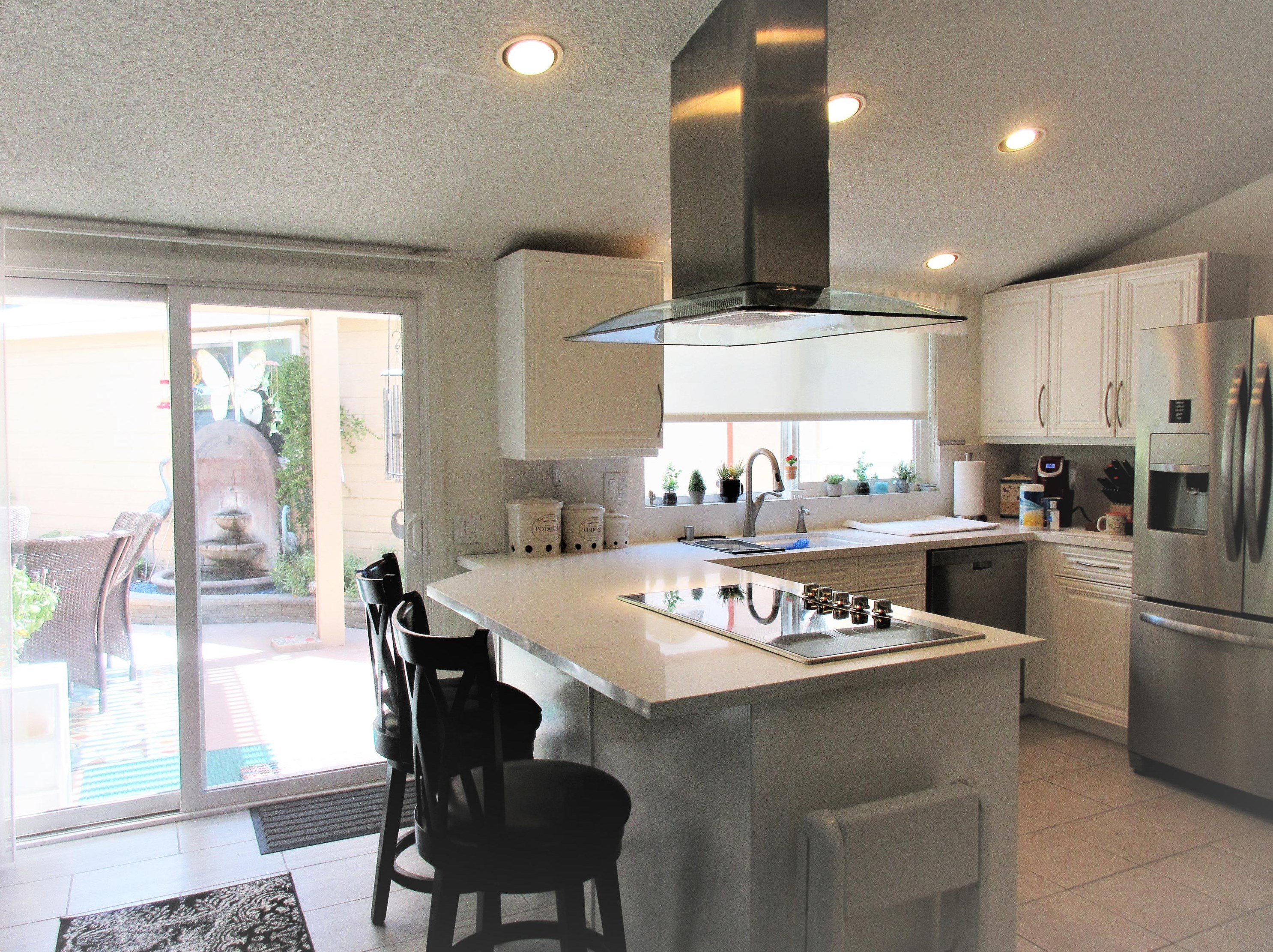 73000 Reazor Pl, Palm Desert, CA 92260-1081