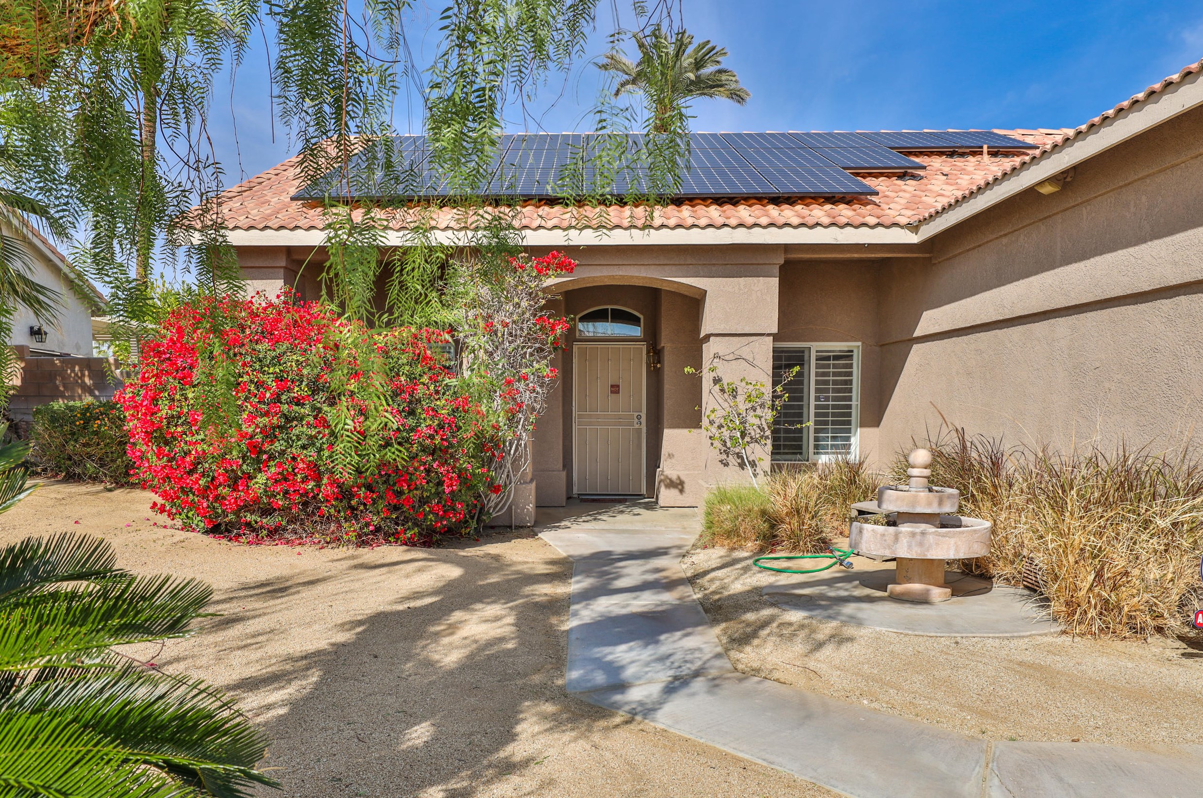 69614 Northhampton Ave, Cathedral City, CA 92234-1102