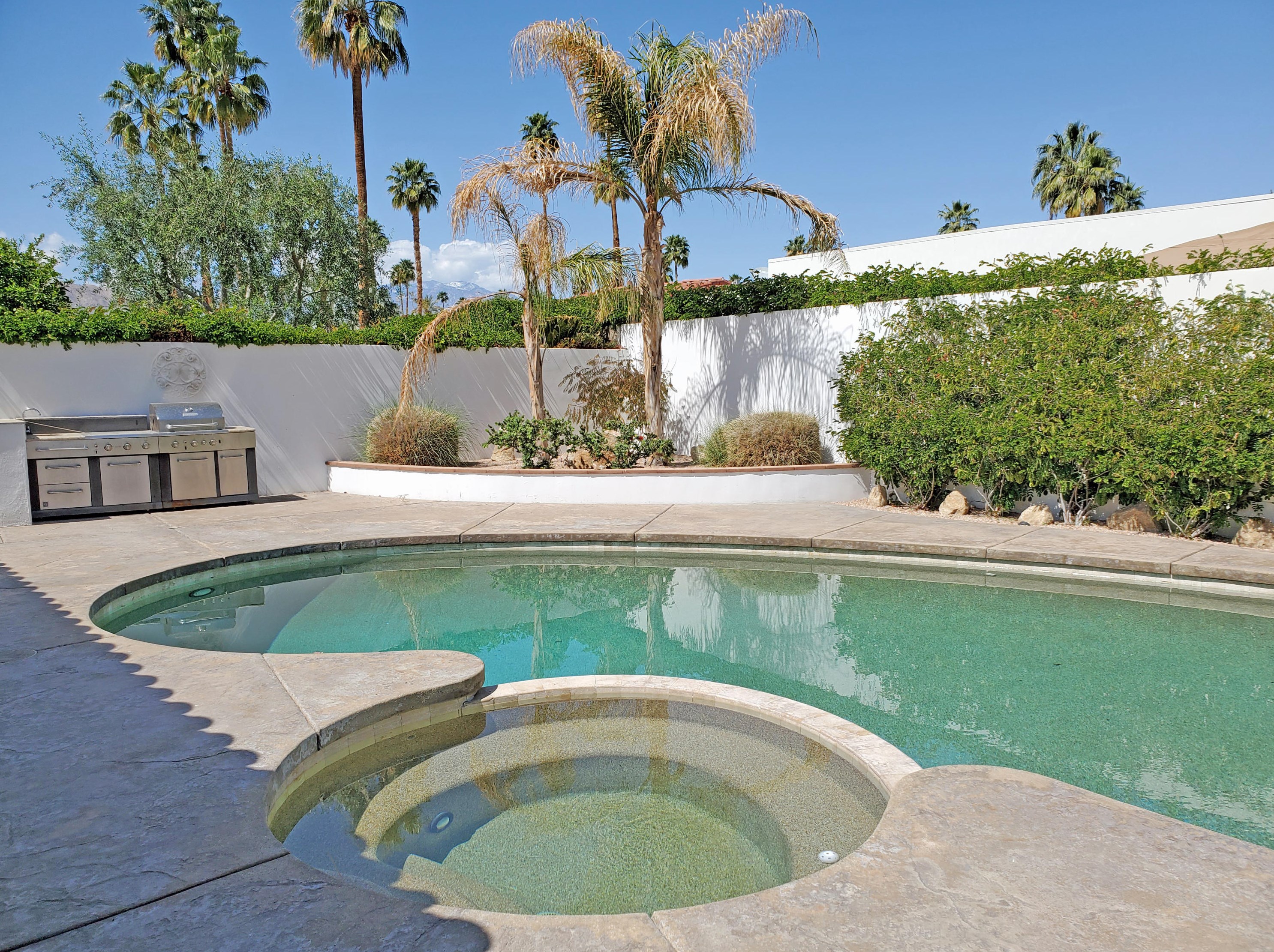 75550 Mary Ln, Palm Desert, CA 92210-8441