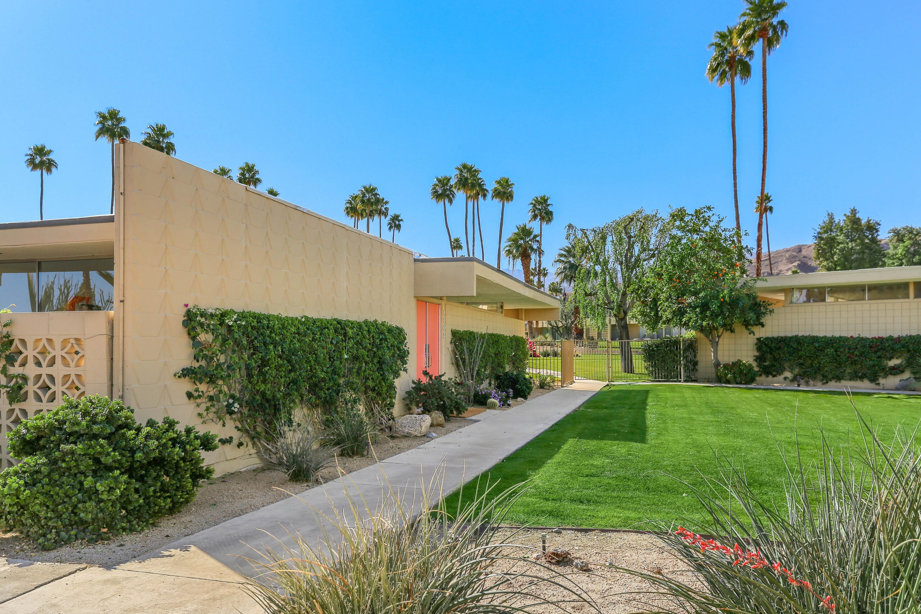 72491 El Paseo, Palm Desert, CA 92260-3454