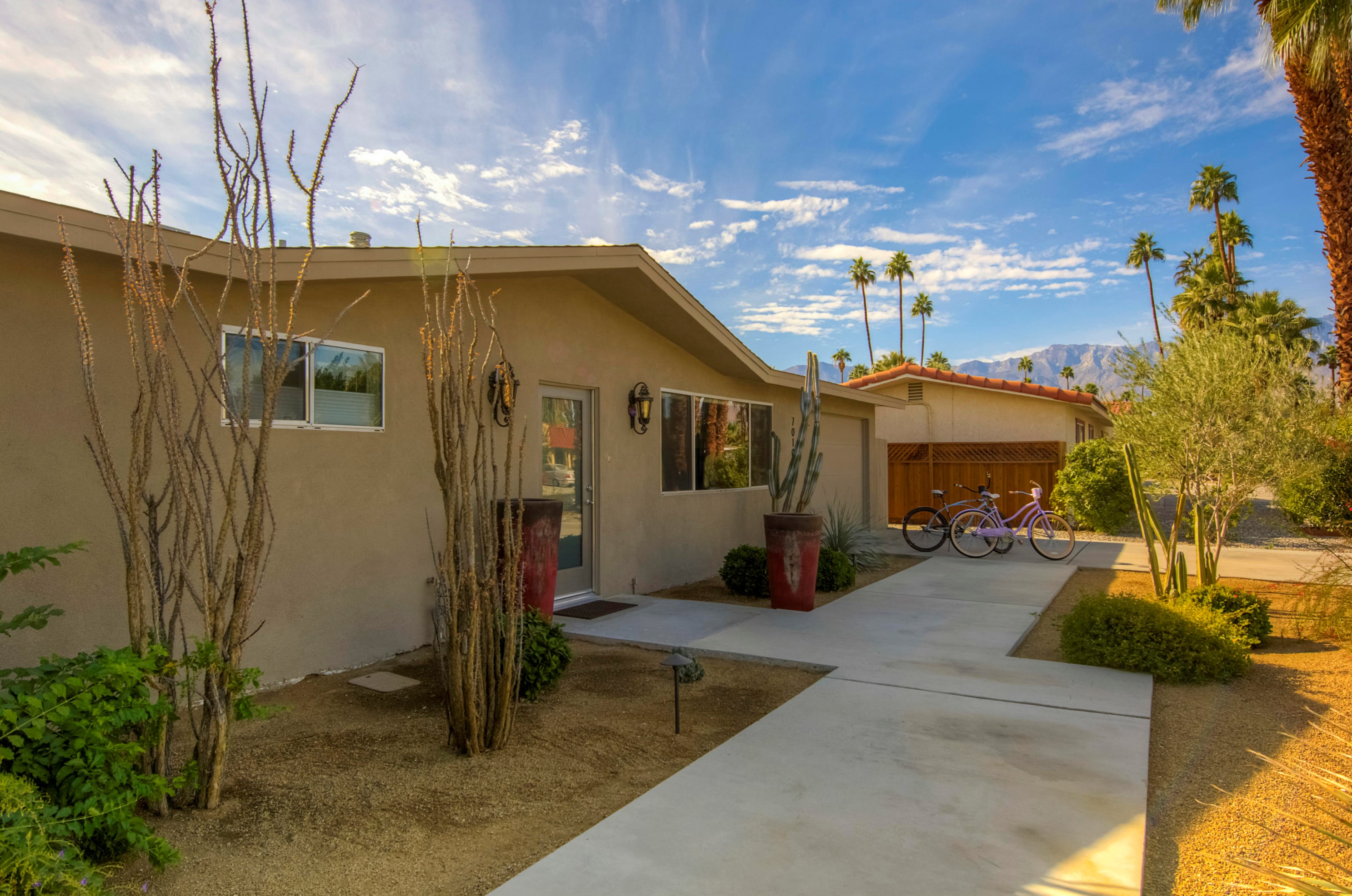 70101 Sun Valley Dr, Rancho Mirage, CA 92270