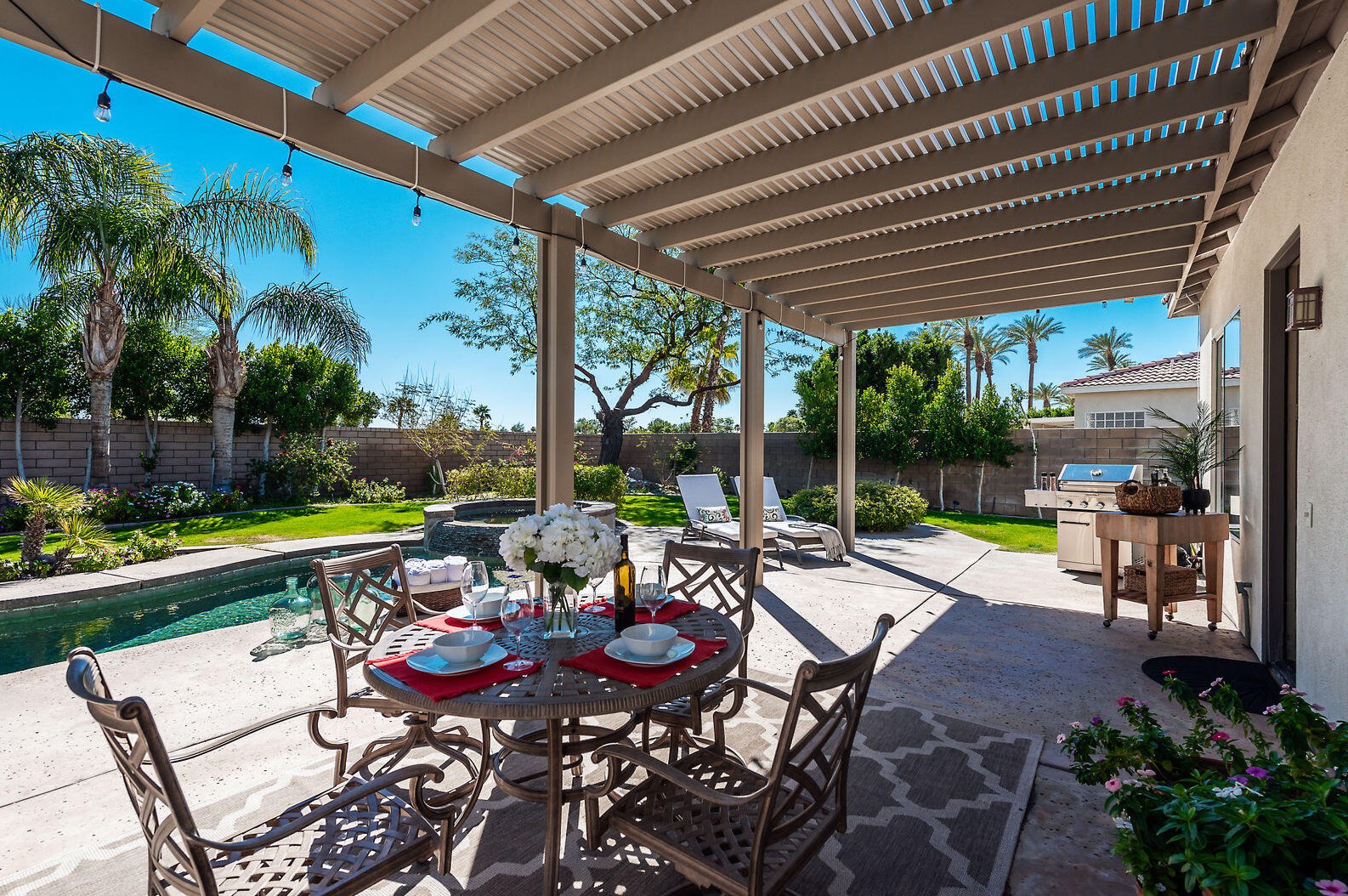 43686 Parkway Esplanade E, La Quinta, CA 92253