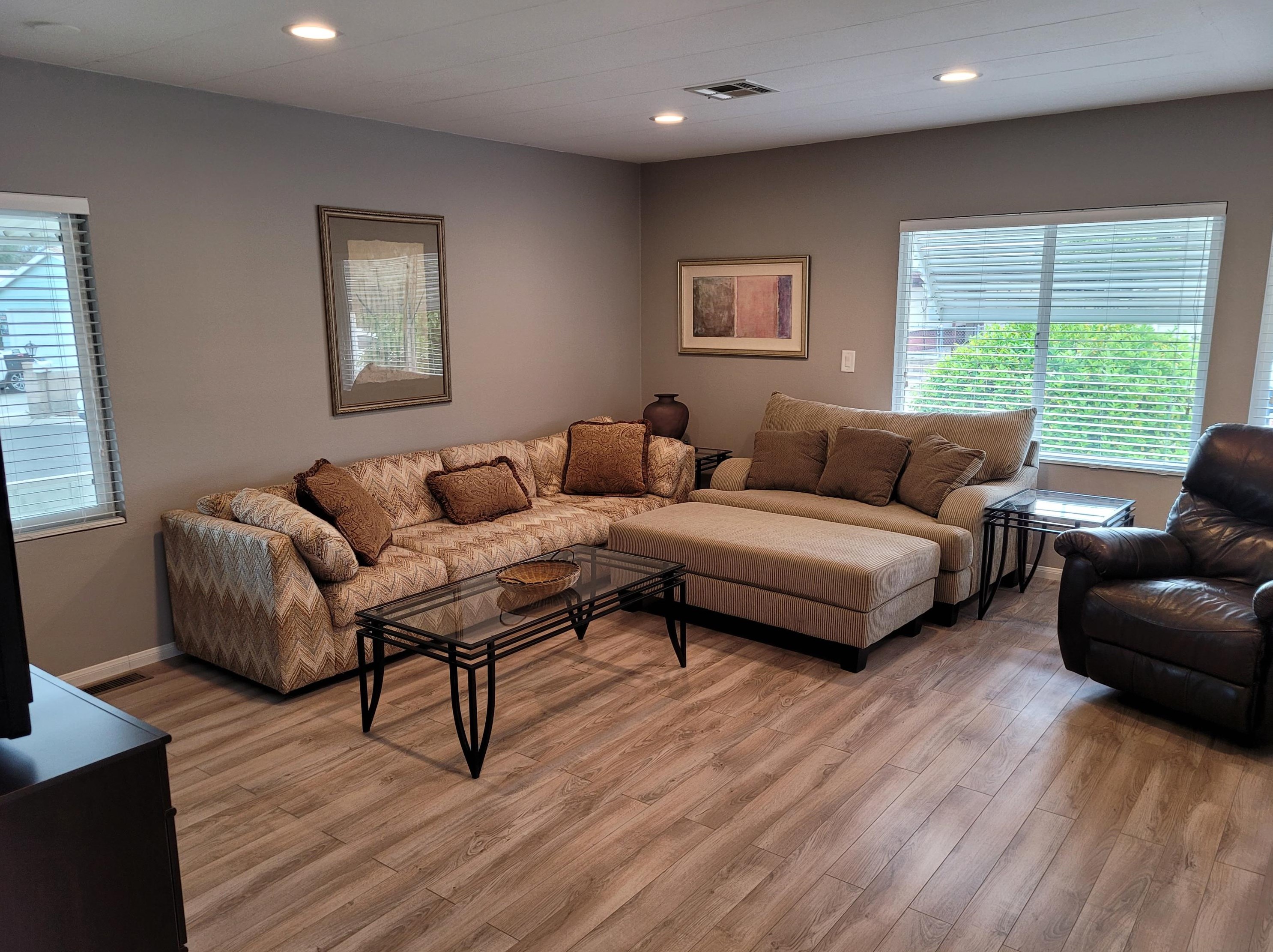 33201 Laredo Cir, Thousand Palms, CA 92276
