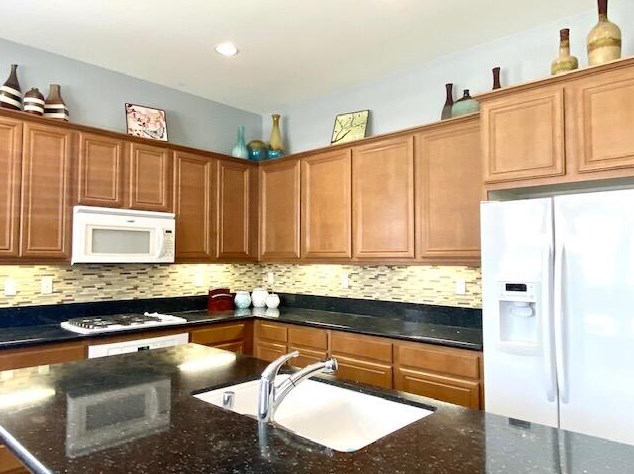 77160 California Dr, Palm Desert, CA 92211-7870