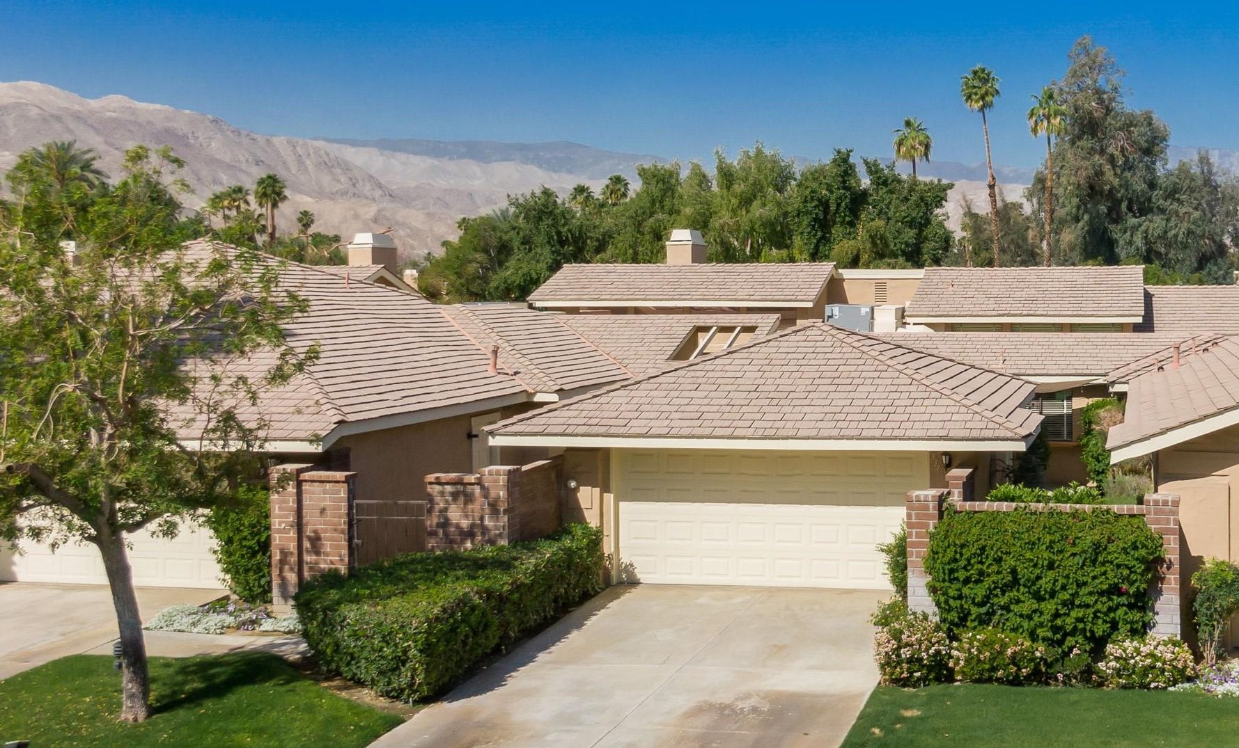 337 Gran Via, Palm Desert, CA 92260-2169