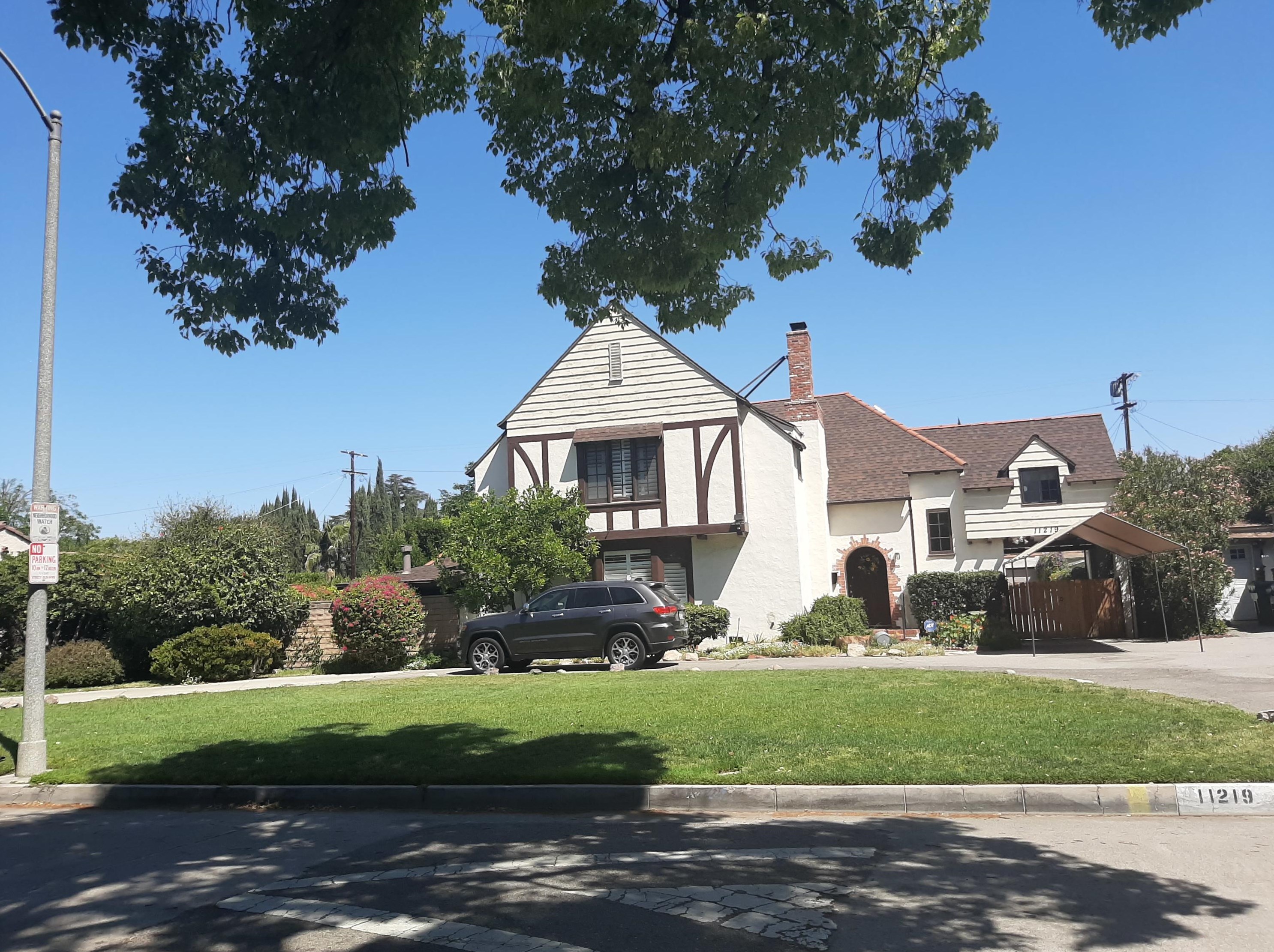 11219 Hortense St, North Hollywood, CA 91602-1707