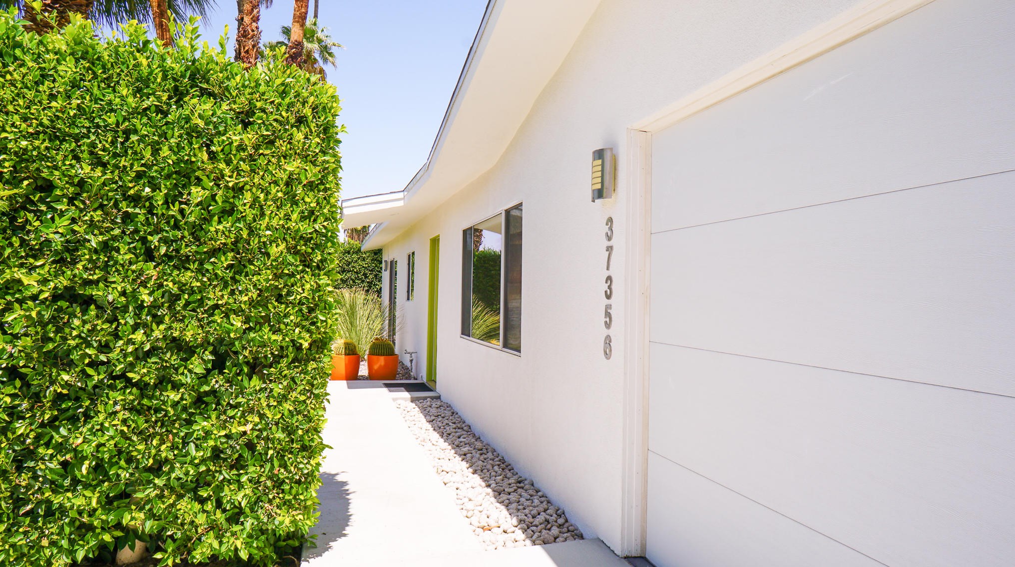 37356 Palmdale Rd, Rancho Mirage, CA 92270