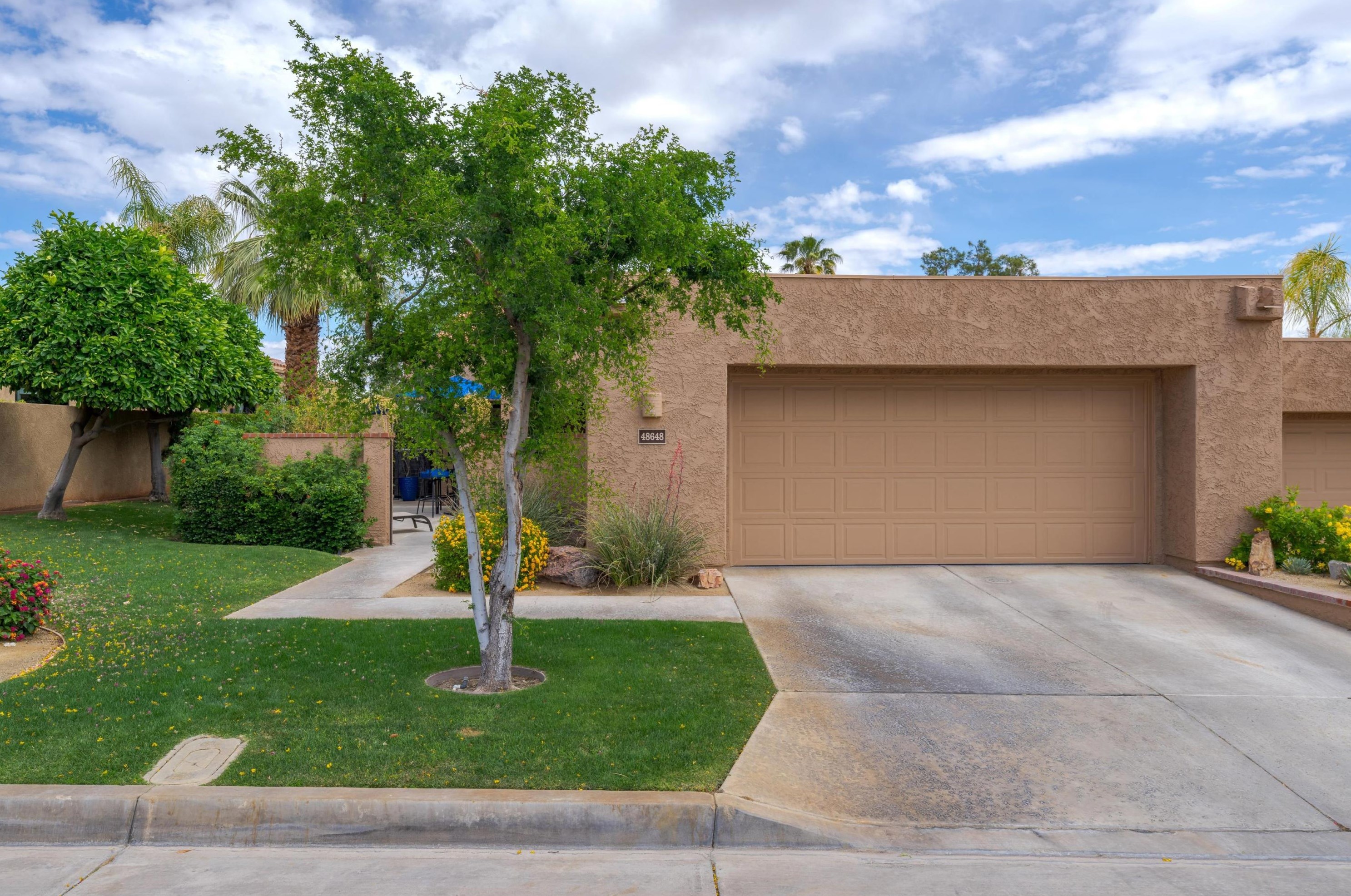 48648 Wolfberry Ct, Palm Desert, CA 92260-6648