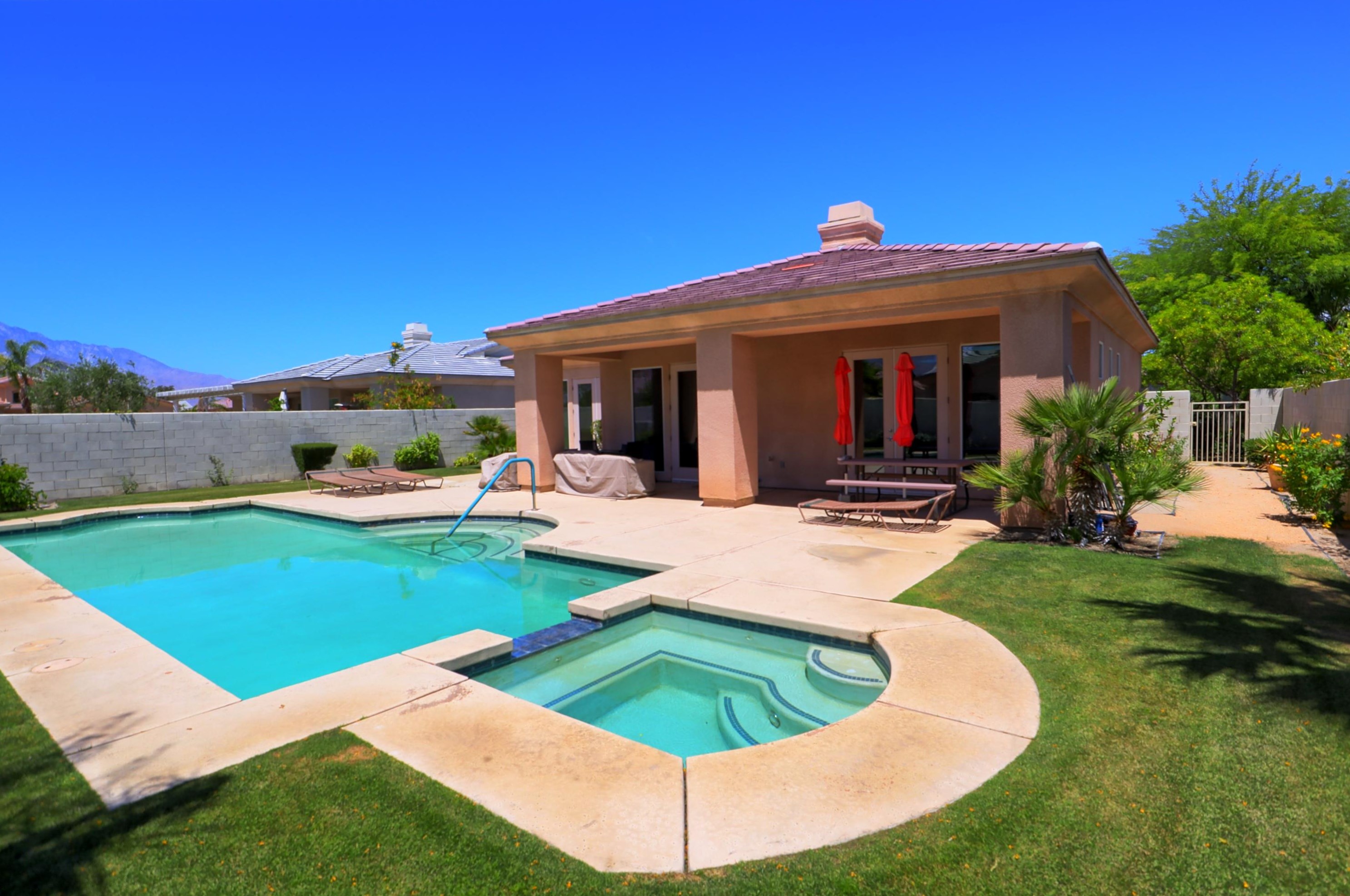 37 Provence Way, Rancho Mirage, CA 92270