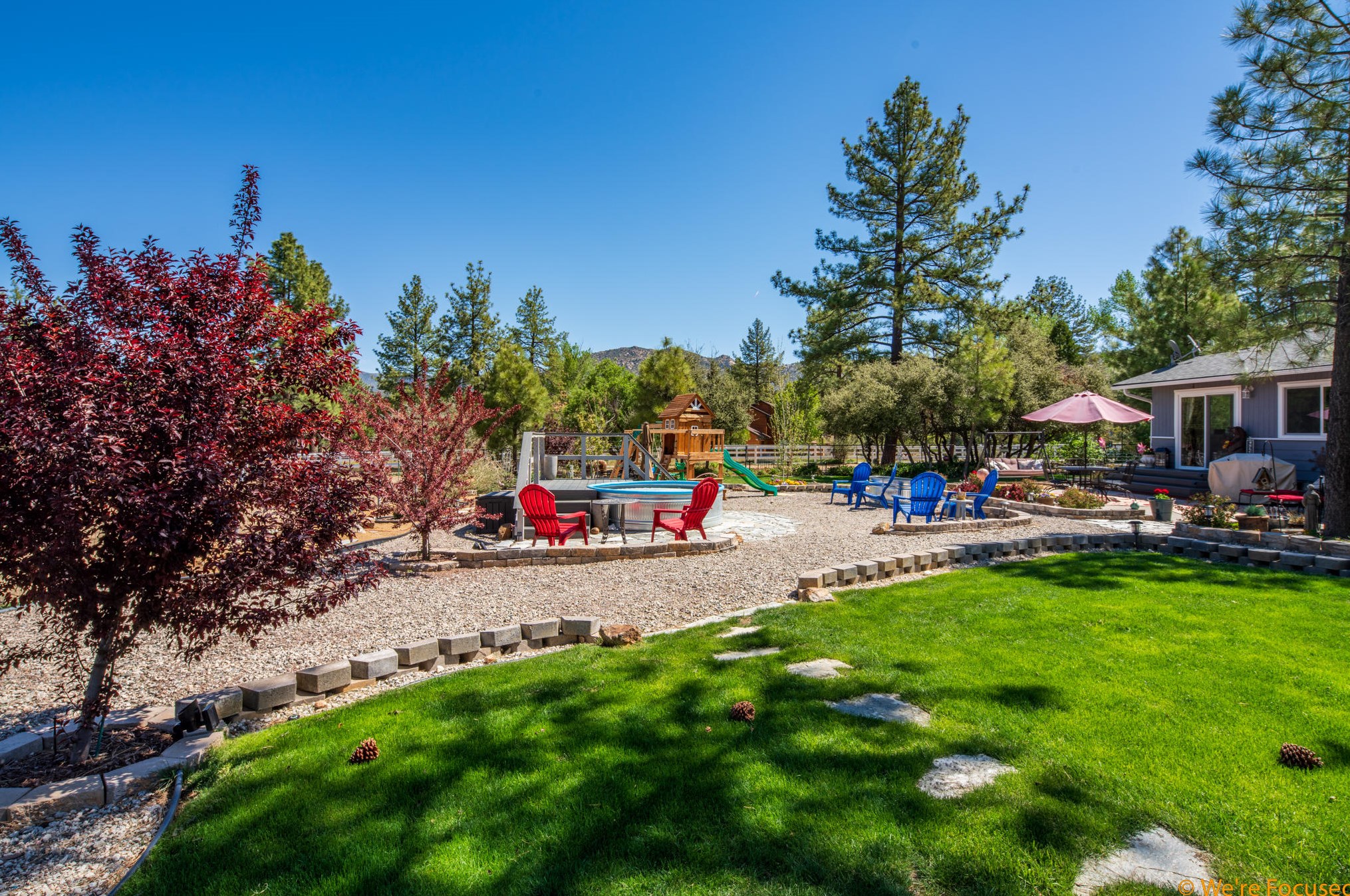 60986 Devils Ladder Rd, Pinyon Pines, CA 92561-3013