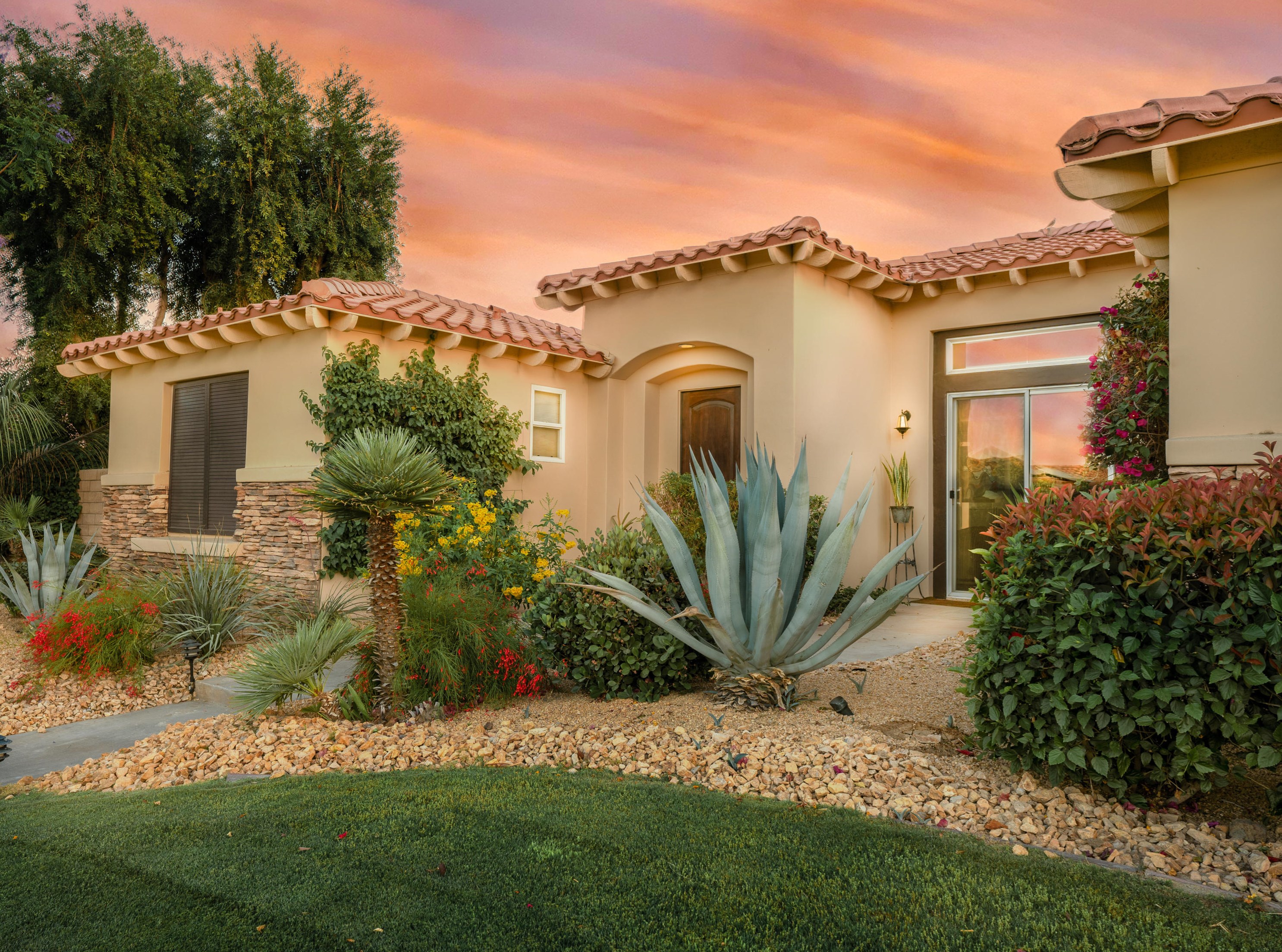 77363 Sky Mesa Ln, Palm Desert, CA 92210-6112