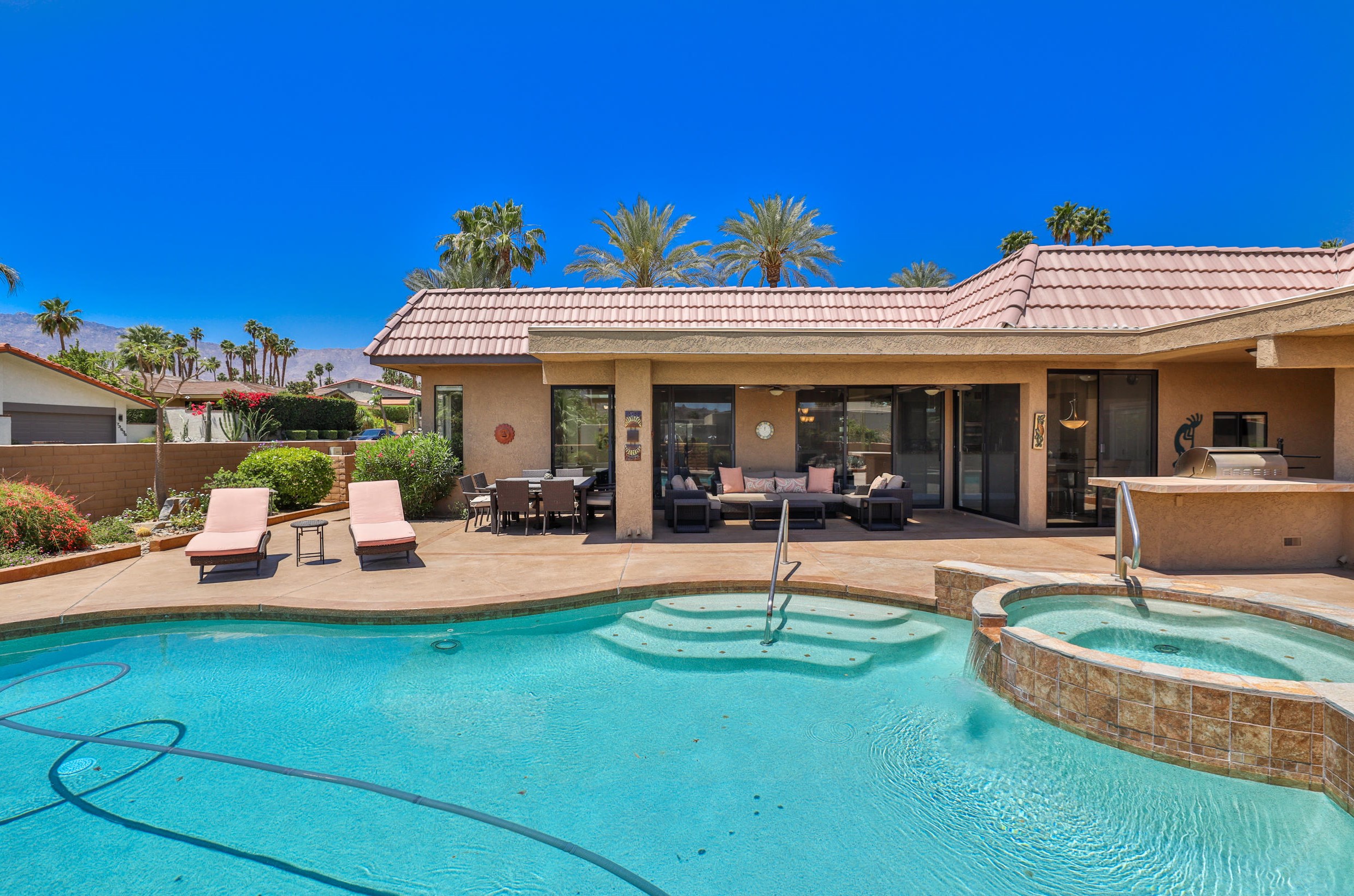73540 Agave Ln, Palm Desert, CA 92260-6685