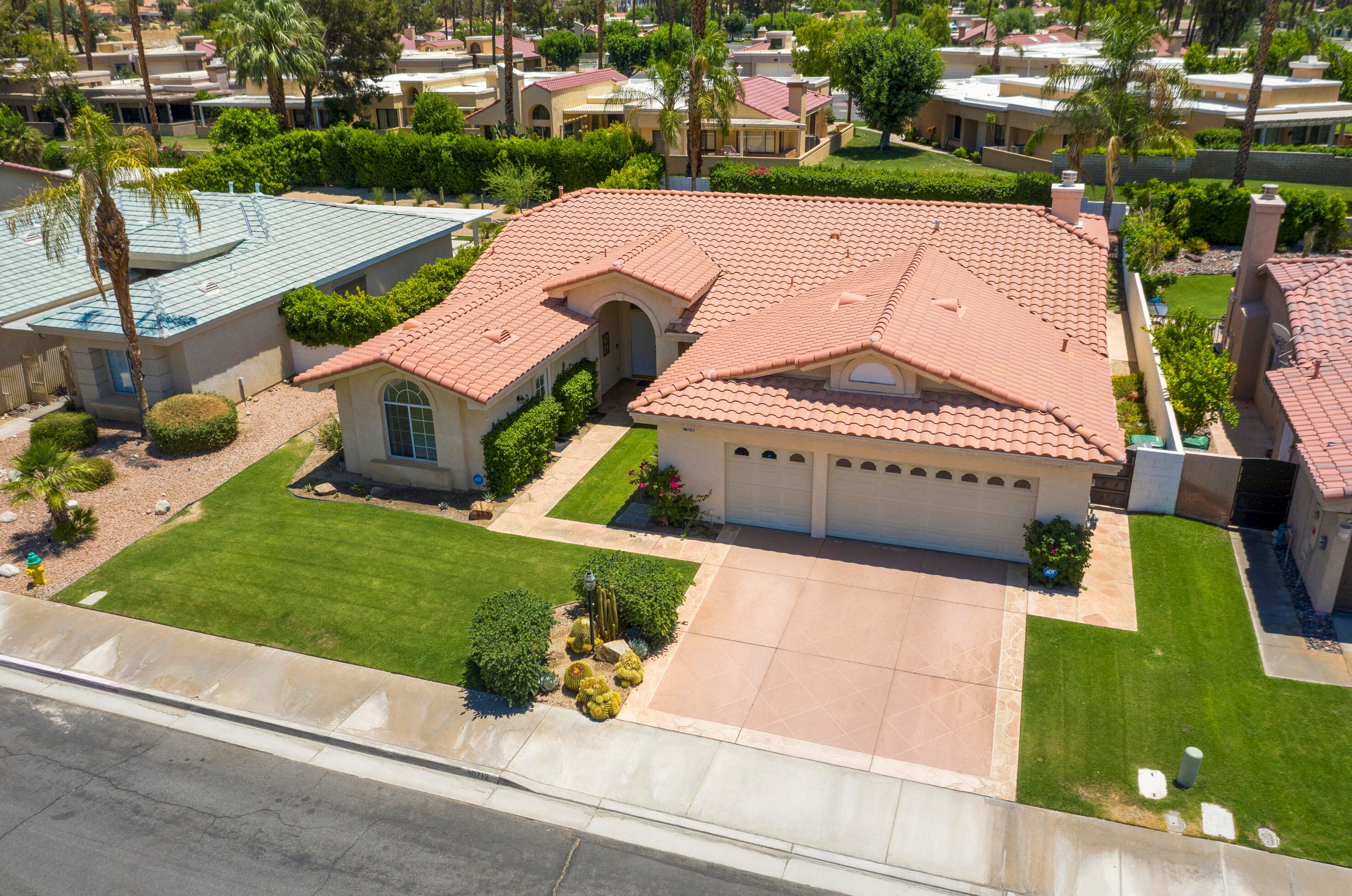 40712 Via Fonda, Palm Desert, CA 92260-2311