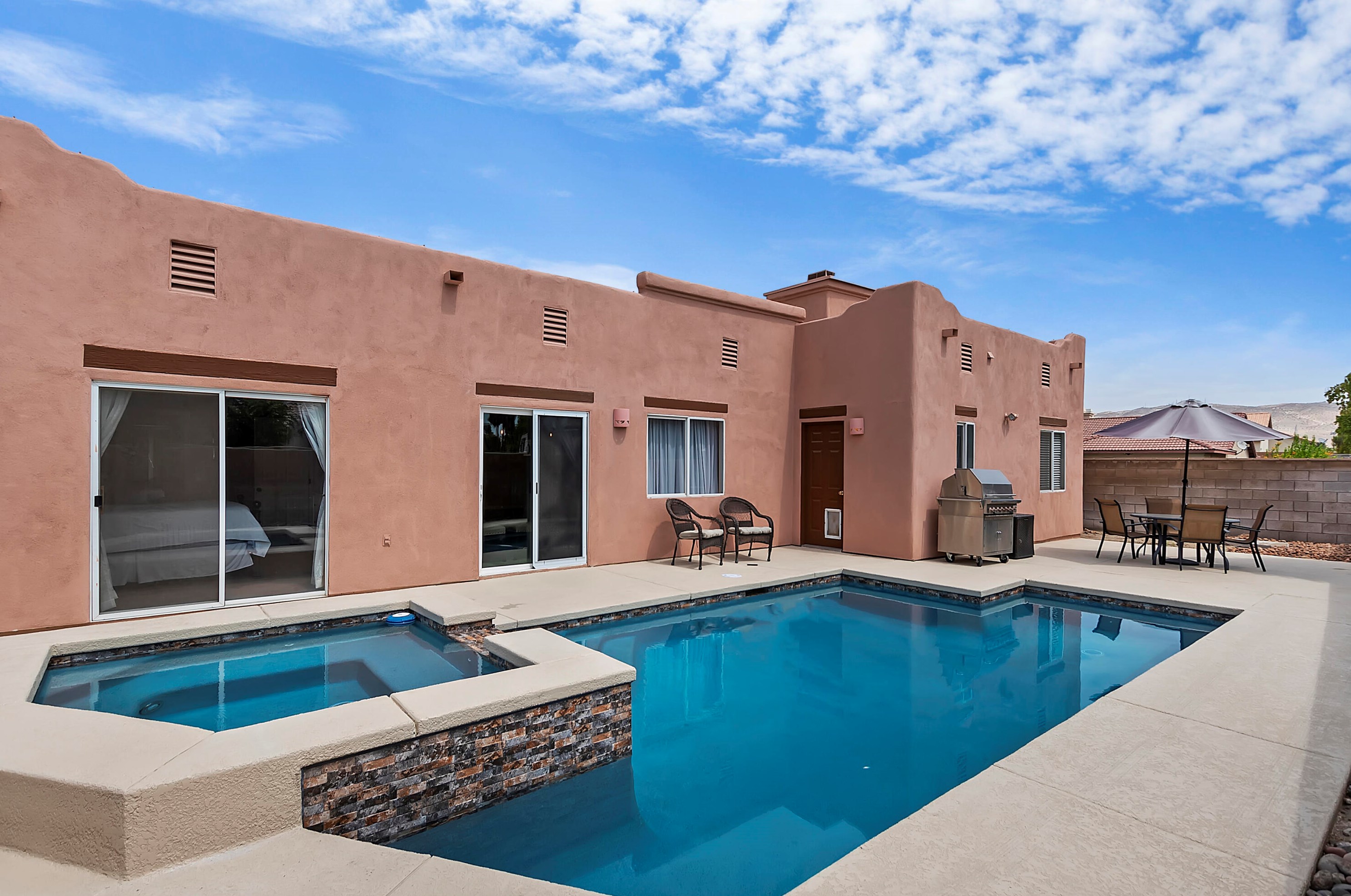 30476 Seminole Ct, Cathedral City CA  92234-6107 exterior