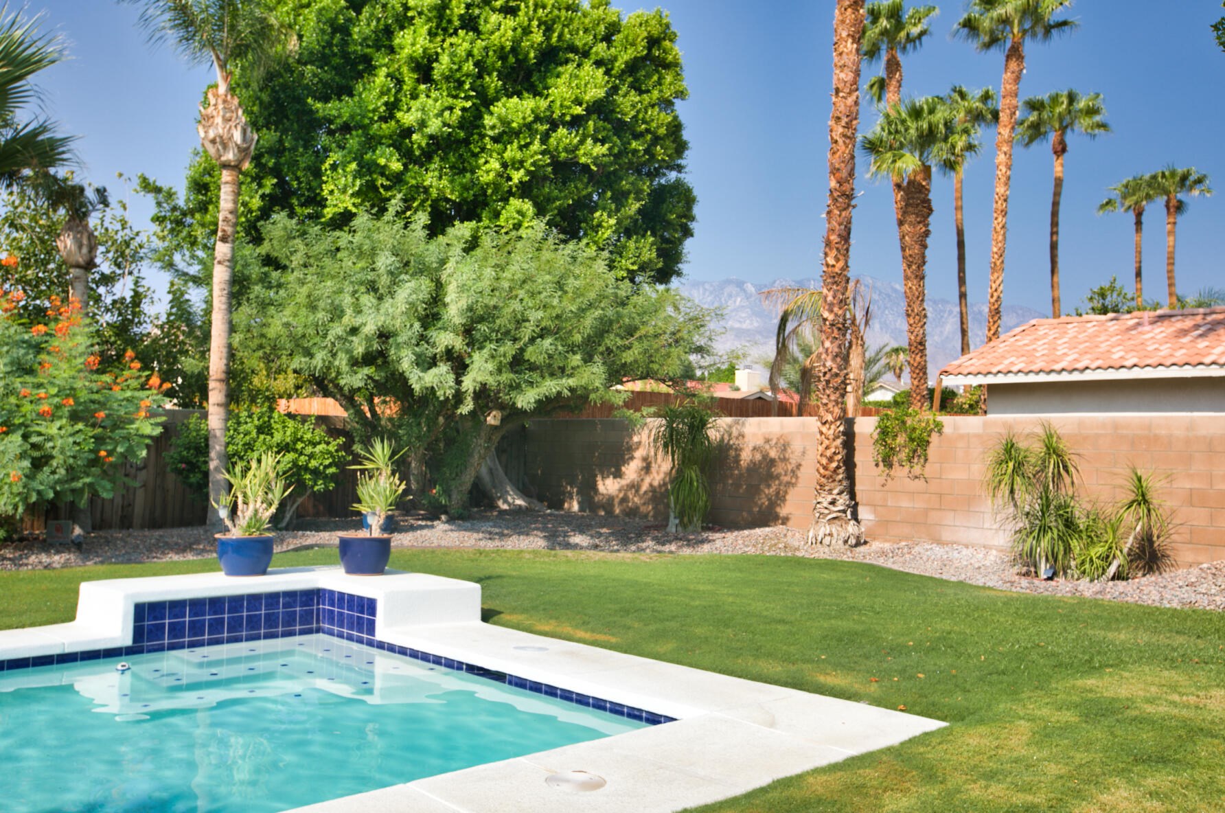 68245 Empalmo Rd, Cathedral City, CA 92234-5621