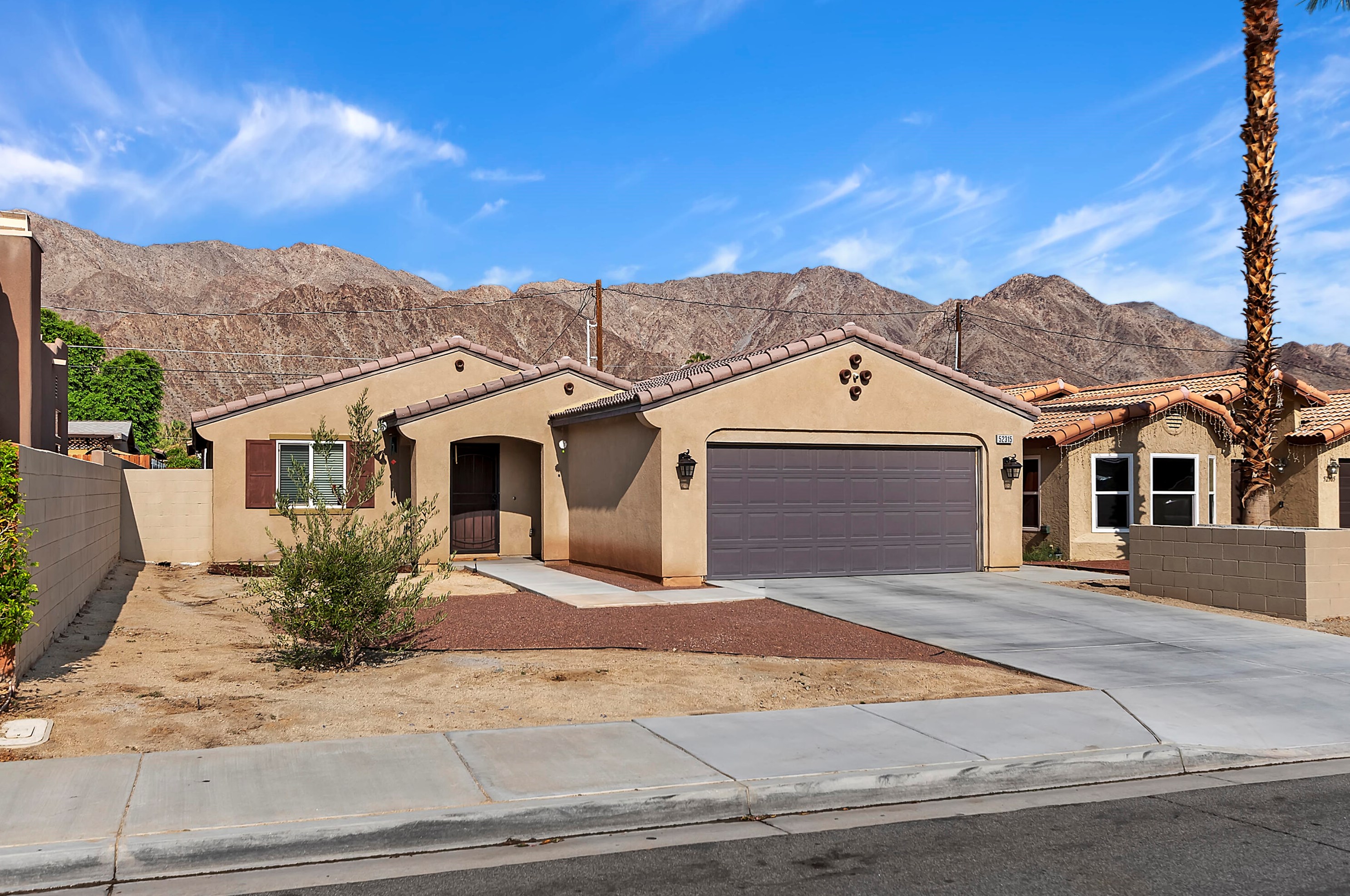 52315 Eisenhower Dr, La Quinta, CA 92253