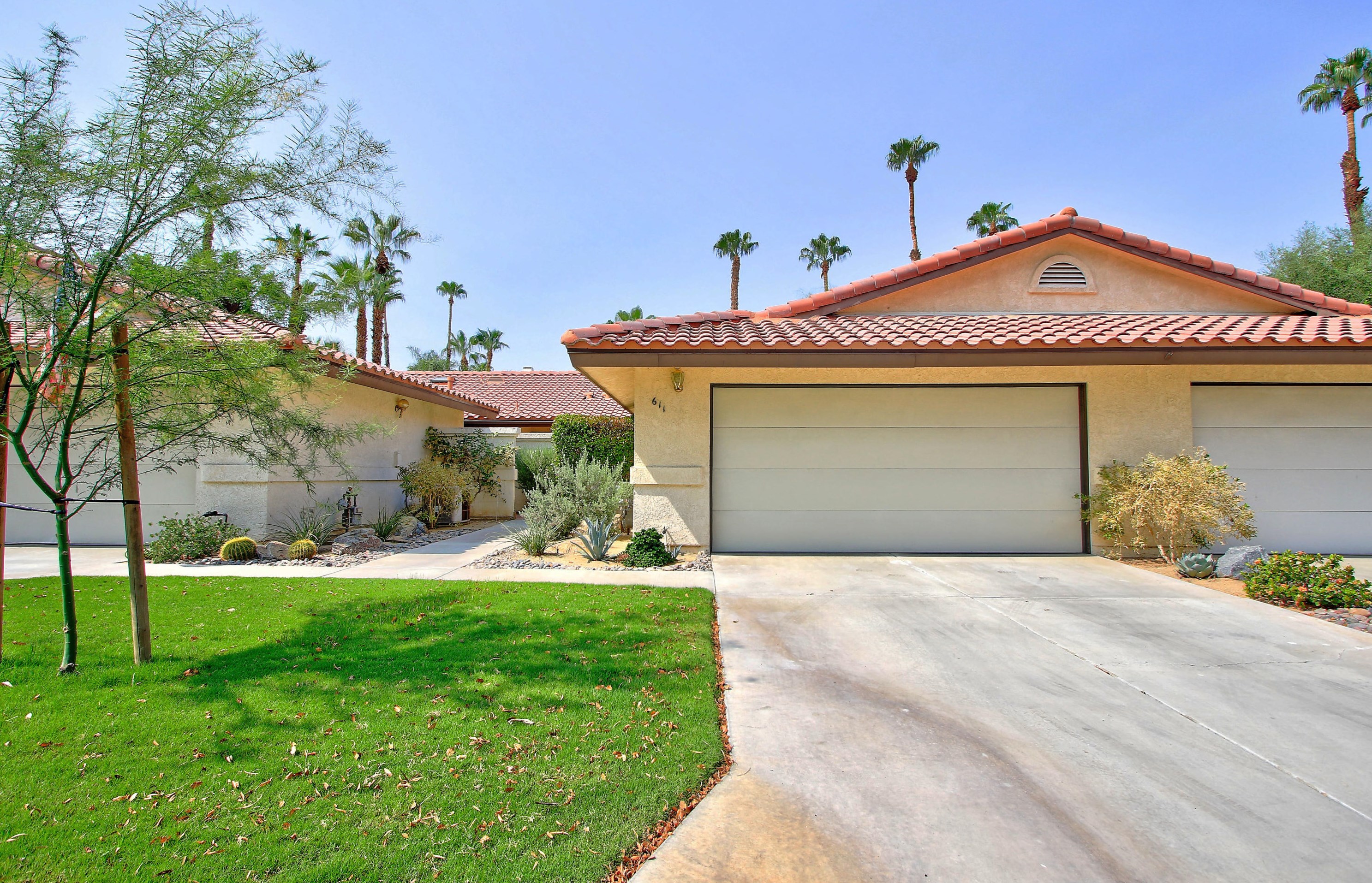 611 Woodcrest Ln, Palm Desert, CA 92260-0308