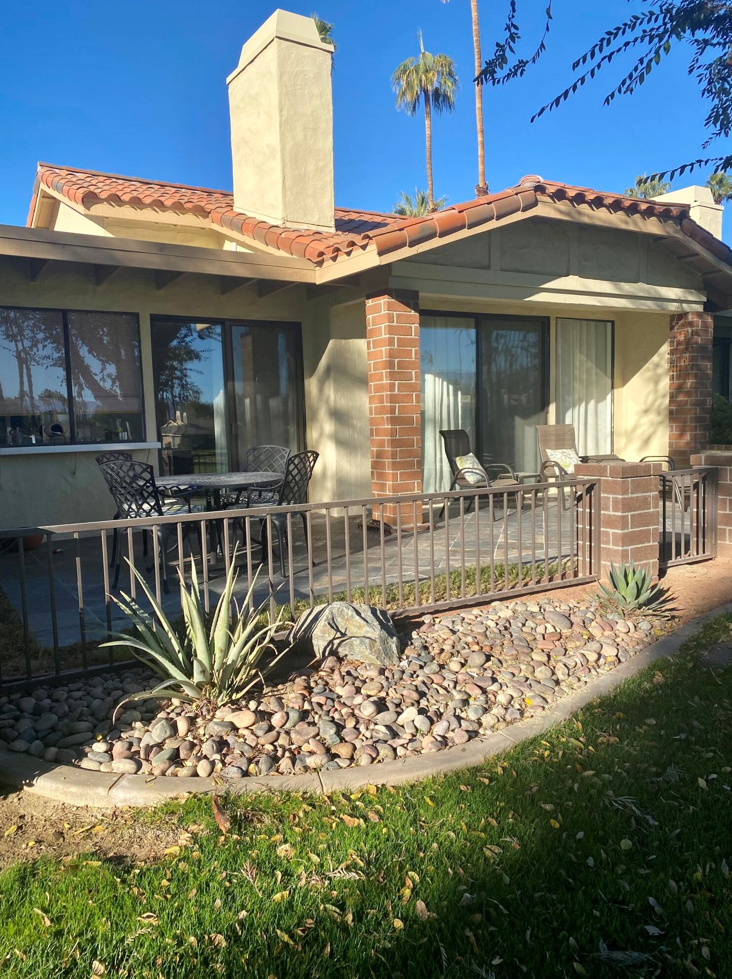 278 Tolosa Cir, Palm Desert, CA 92260-2168