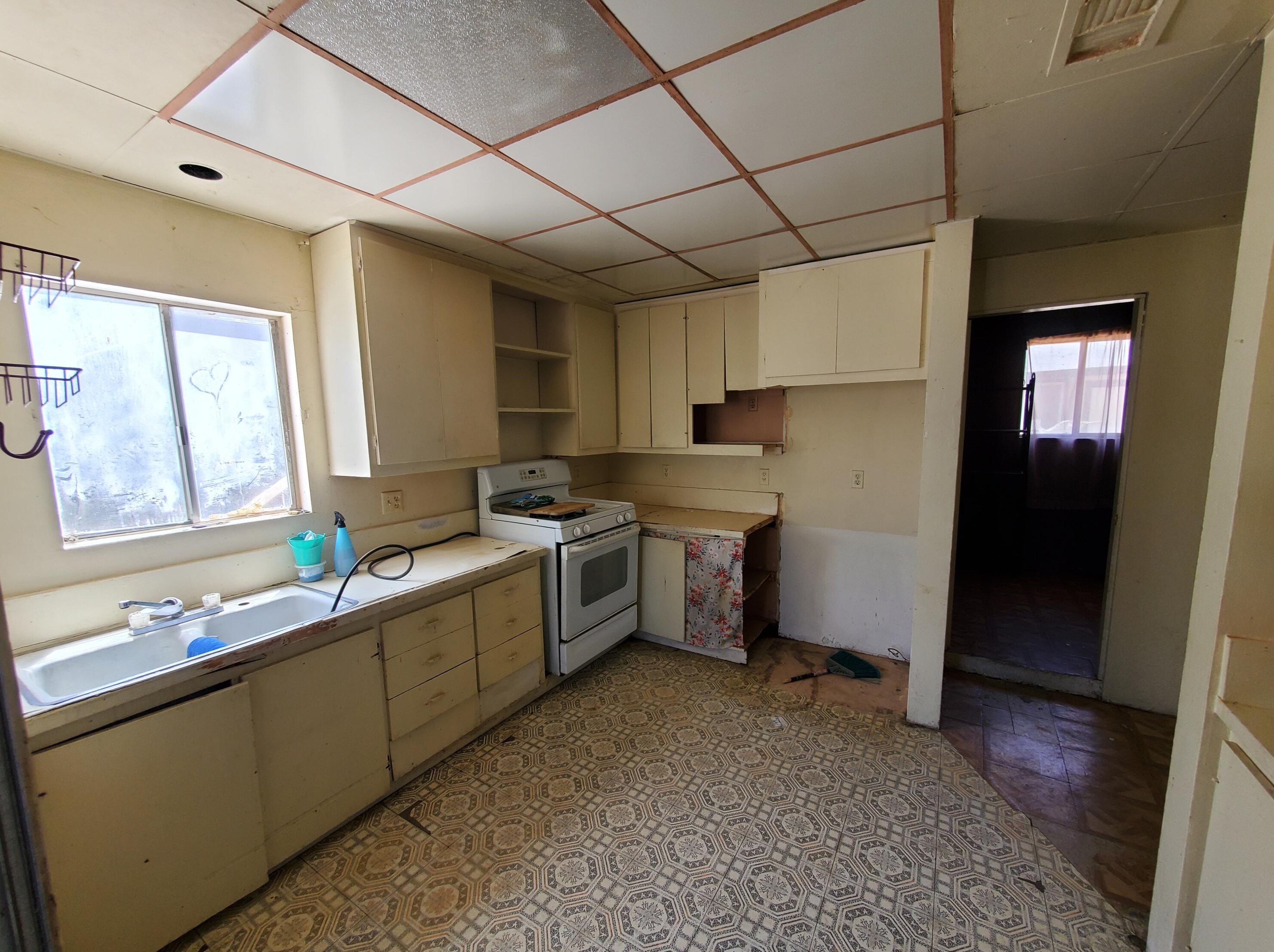 3428 Thermal Ave, Thermal, CA 92274