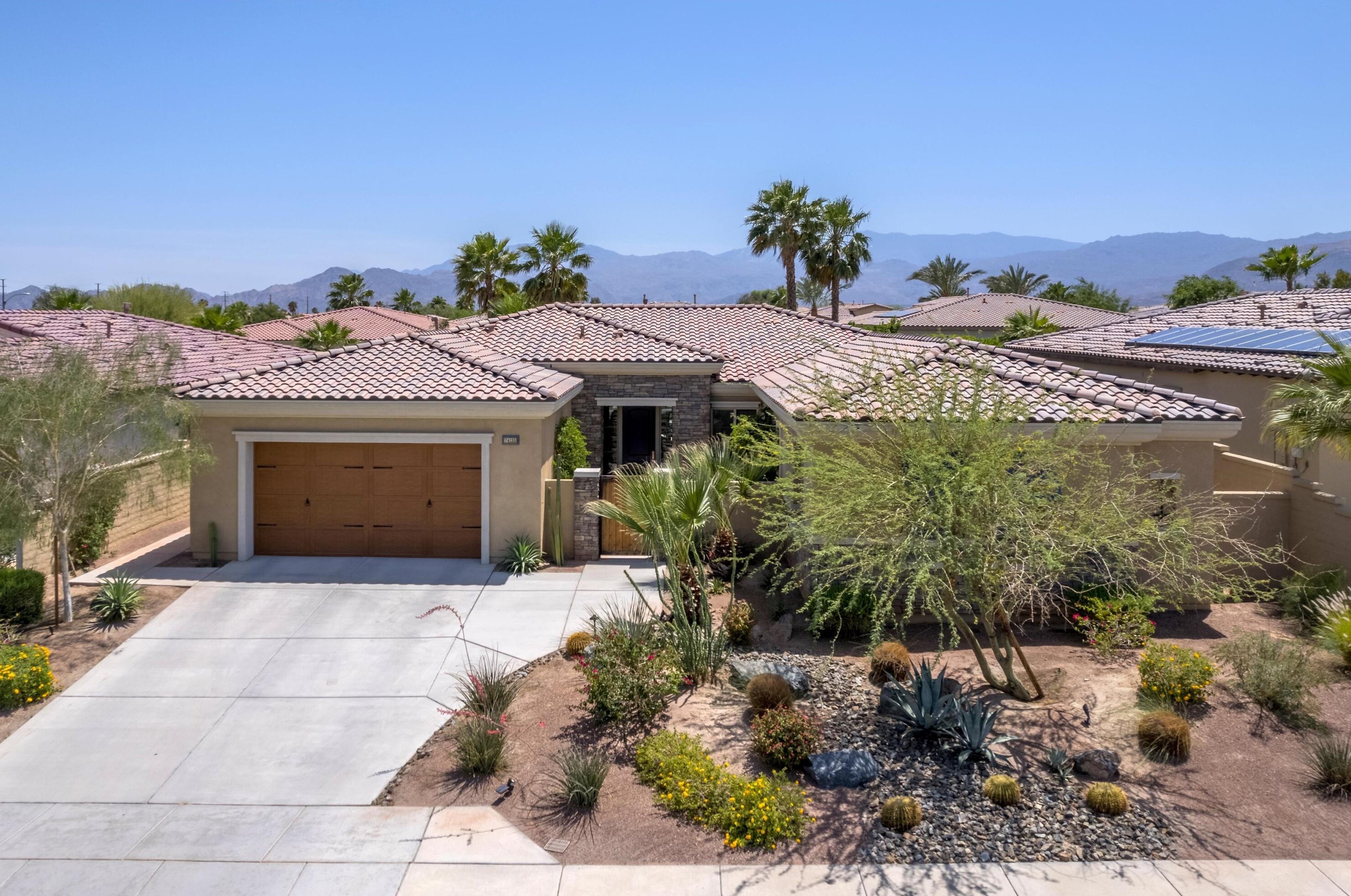 74135 Cosmopolitan Ln, Palm Desert, CA 92211-2908