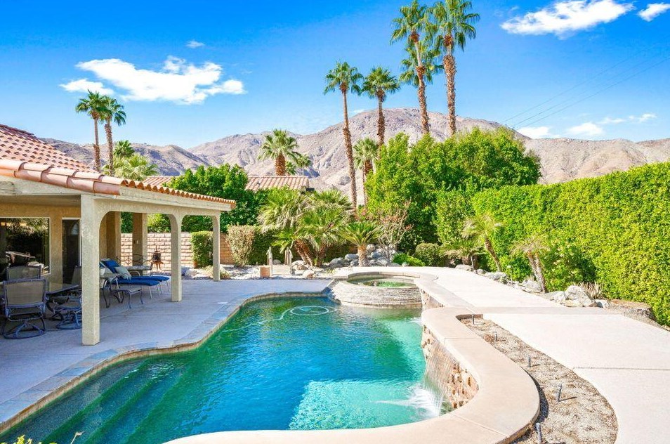 108 Chelsea Cir, Palm Desert, CA 92260-4684